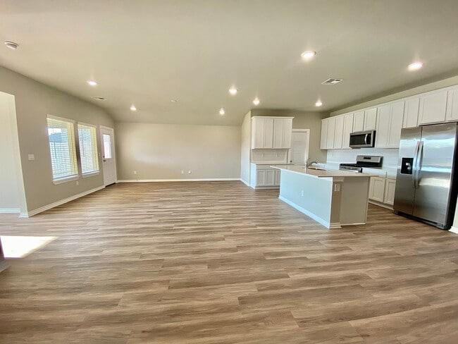 Photo - 4 Bed 2 Bath, w/Office in Deer Creek Schools