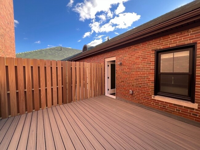 Photo - 160 Seabury St Unit 10