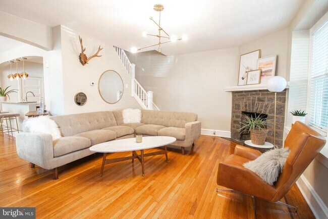 Photo - 2215 N Harrison St