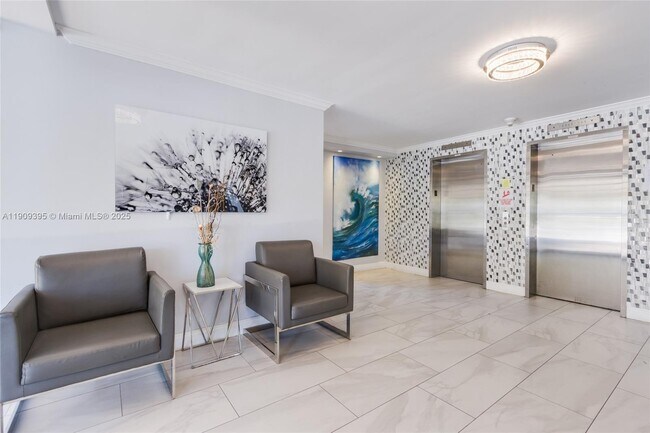 Photo - 2671 S Course Dr Unidad 506