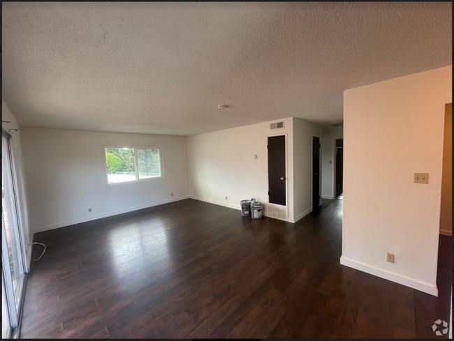 Building Photo - 2469 Colina Ct Unit 2469 Rental