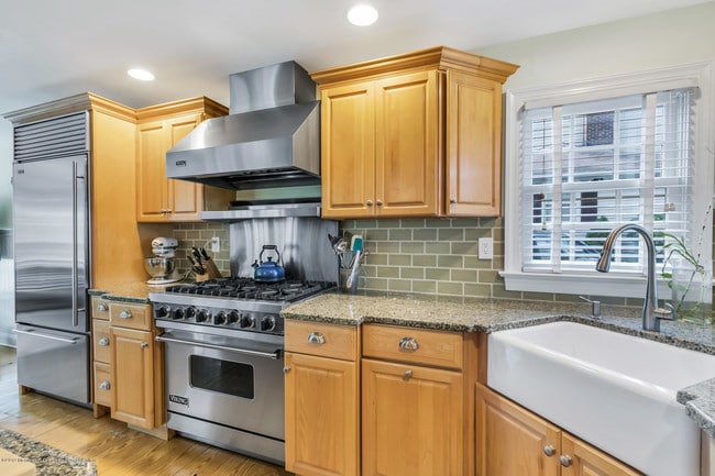 Photo - 20 Rosalie Ave