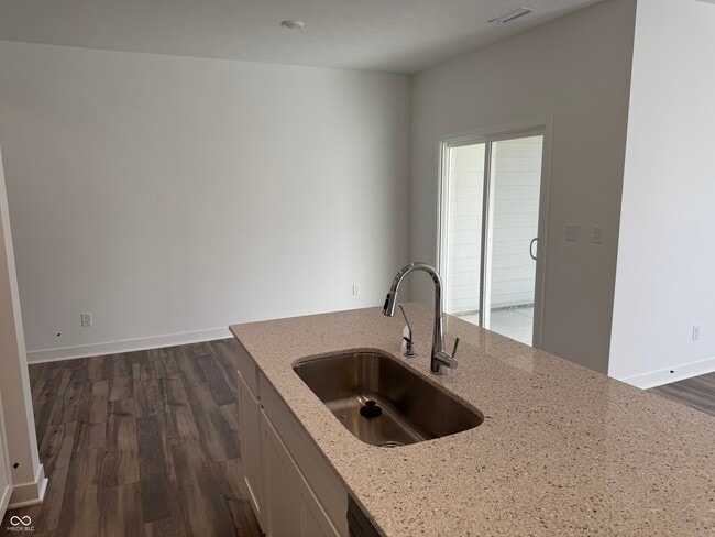 Photo - 15203 Farrington Rd