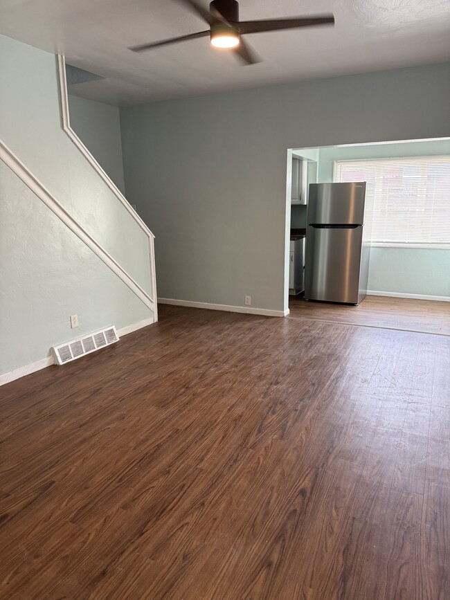 Photo - 1310 Pirl St