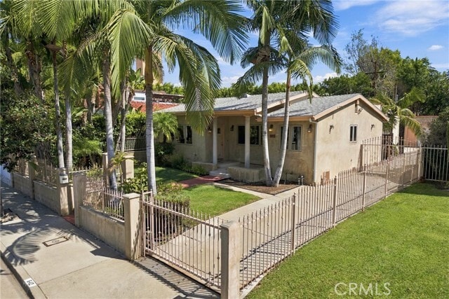 642 N Crescent Heights Blvd