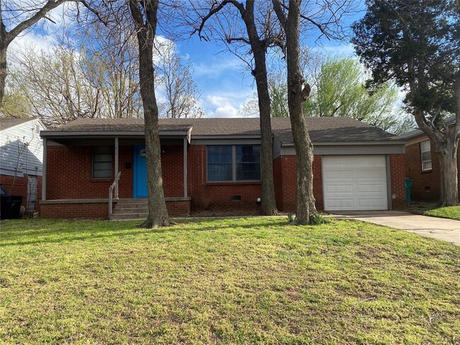 Building Photo - 1416 NE 39th St Rental