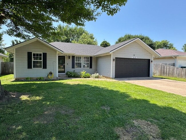 3 Bedroom | 2 Bathroom | 2 Car garage | La... - 3 Bedroom | 2 Bathroom | 2 Car garage | La... House
