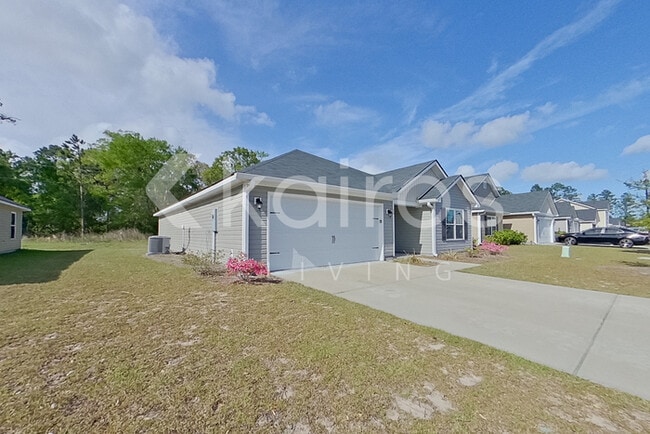 Photo - 15 Carrollton Dr