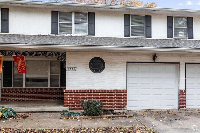 Building Photo - Updated 1/2 Duplex in Waldo Rental