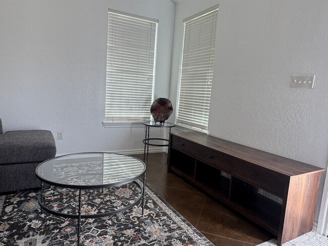 Photo - 2505 SW A Ave Unidad 5