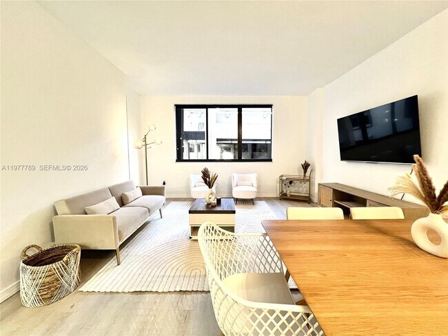 Photo - 540 Brickell Key Dr Unidad 202