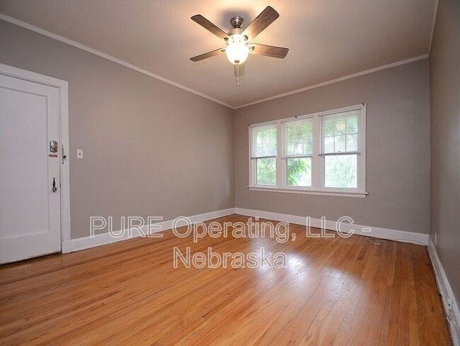 Photo - 406 N 49th St