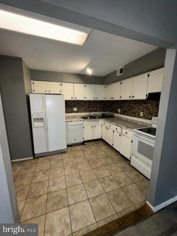 Photo - 203 Andrew Rd