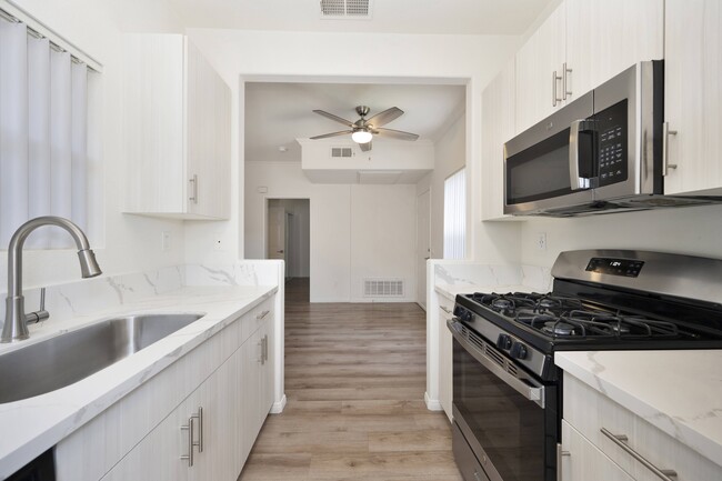 Photo - The Landing at Ocean View Hills Apartments
