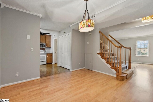 97 Jamestowne Way