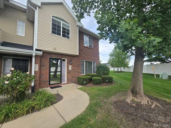 24015 Fairlane Blvd Unit 143