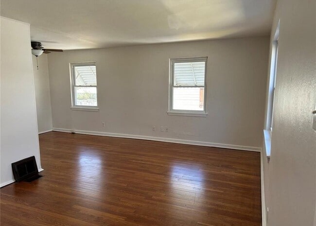 Photo - 9448 Harold Dr