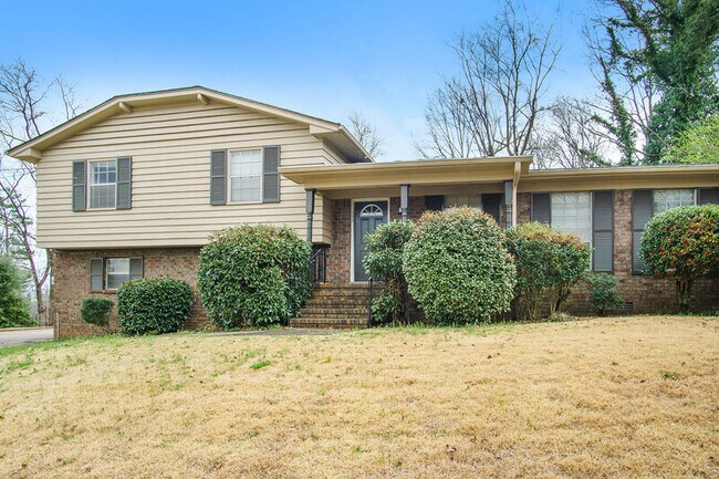 Photo - 209 Fair Oaks Dr House