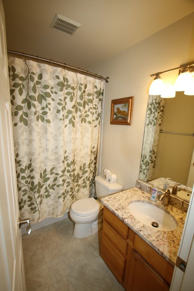 Photo - 3 Bedroom Eagle River Home!