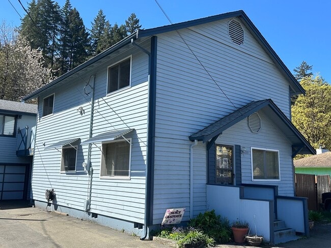 Building Photo - Charming 3-Bedroom Home in the Heart of Shelton