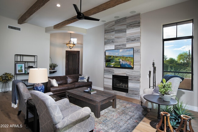 9270 E Thompson Peak Pkwy