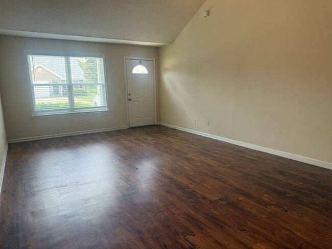 Photo - 300 Promise Ln