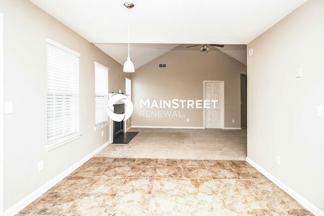 Photo - 3 Bedroom Pet-Friendly Home in Lithonia, G...