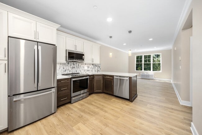 Photo - 21 Totman St Unit 203