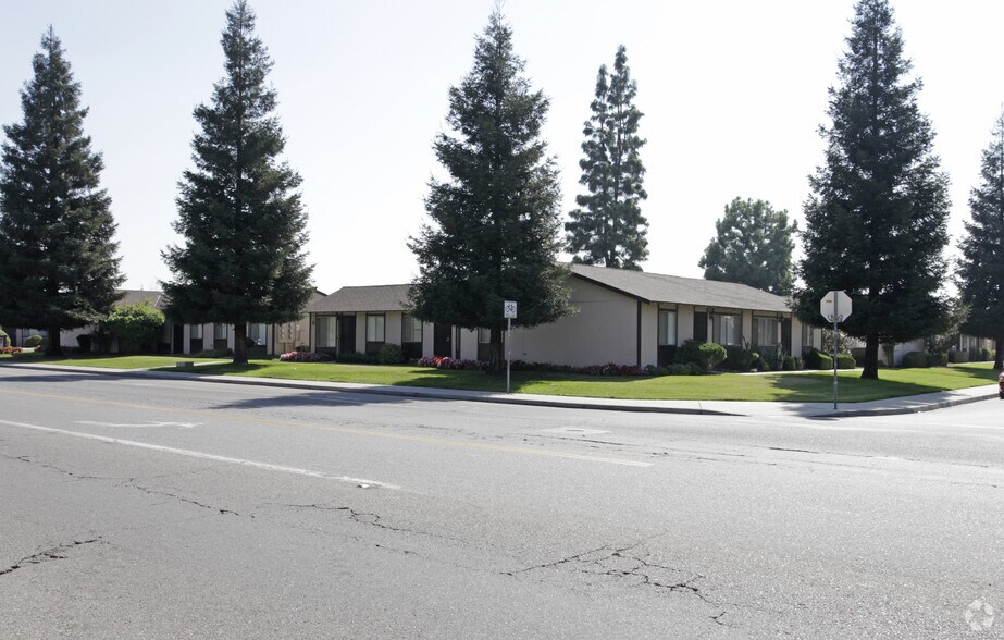 Terrace West Apartments For Rent in Bakersfield, CA