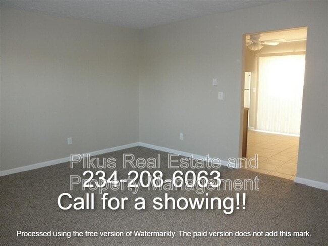 Photo - 1040 Smith Kramer St NE