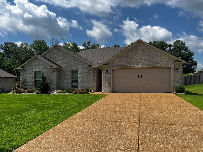 Photo - 119 Livingston Way