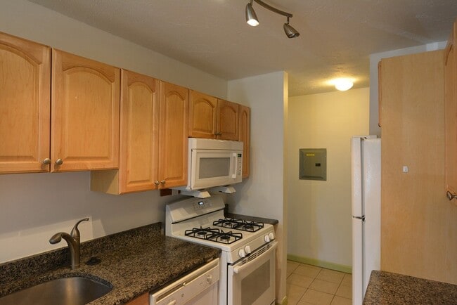 36 Shrewsbury Green Dr Unit E