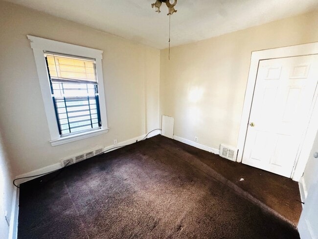Photo - 14012 Glendale Ave