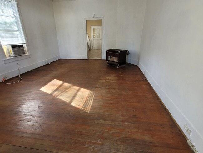 Photo - churc221 Unit 221