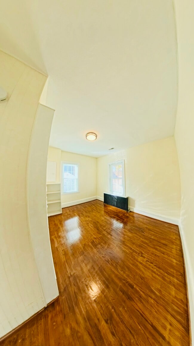 Photo - 5803 2nd St S