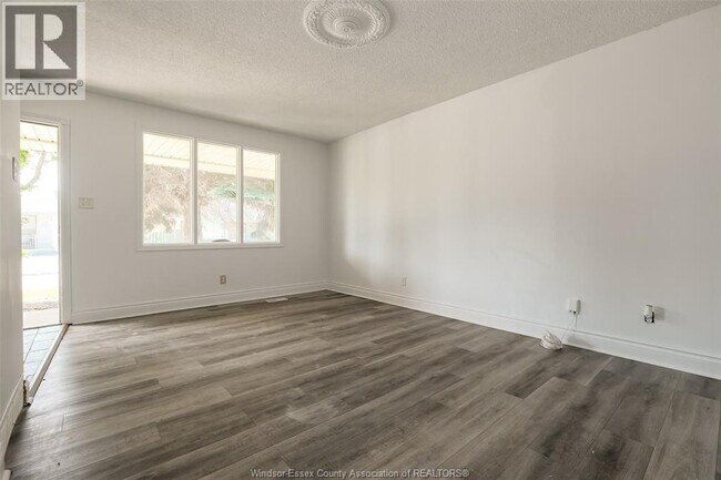 Photo - 3309 Aurora Dr