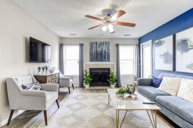 Photo - Lyric on Bell