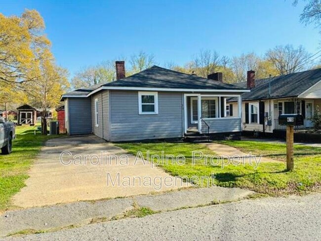 Building Photo - 410 Carolina Ave