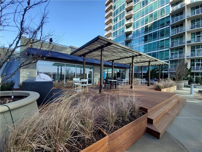 Photo - 943 Peachtree St NE Unidad 1117