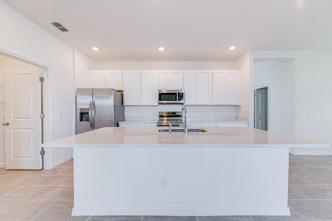 Photo - 2354 Lancashire St House