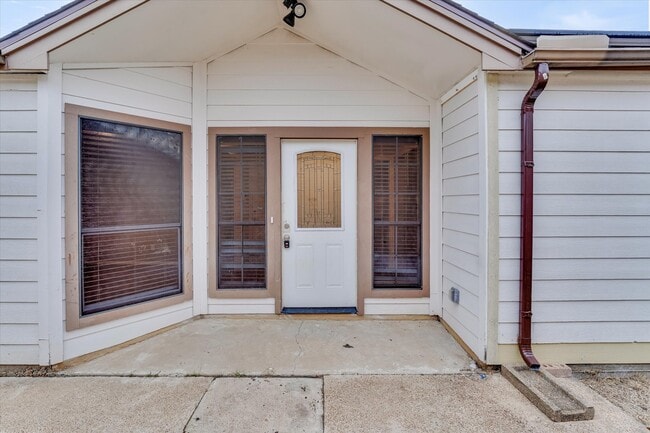 Photo - 9407 Stockwell St