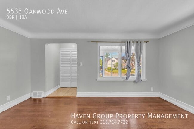 Photo - 5535 Oakwood Ave