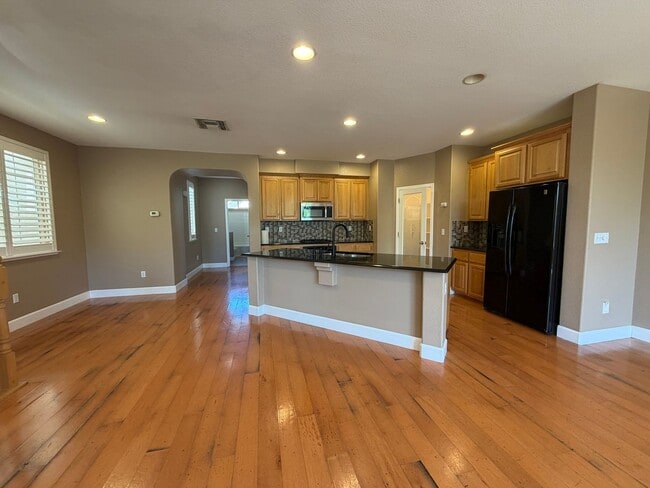 Building Photo - 3122 Mowbray Way