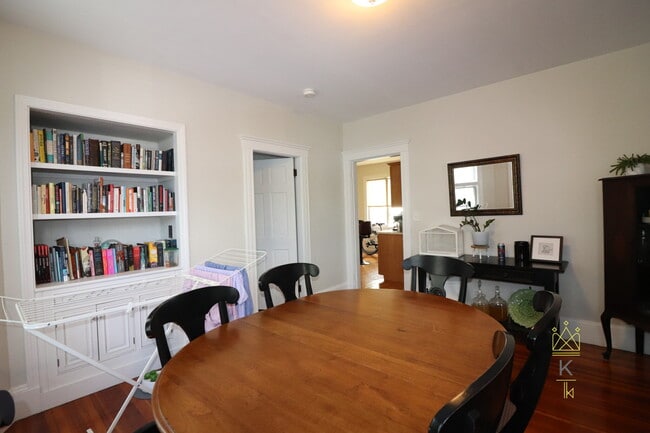 Photo - 39 Foster St Unit 1