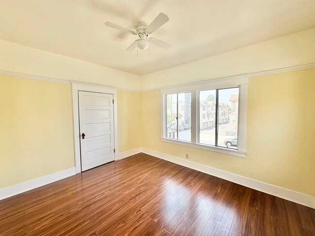 Photo - 1032 Albany St Unit 10