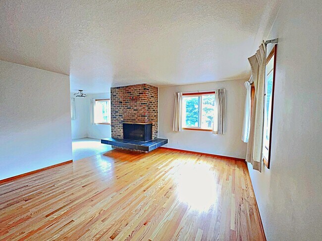 Photo - 3385 SE 10th Ave