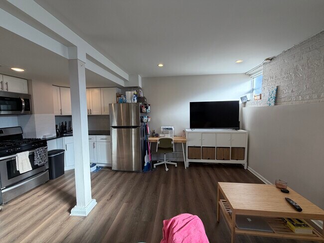 Photo - 4101 W Nelson St Unidad G