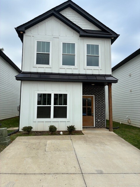 Building Photo - 191 Fairview Ln