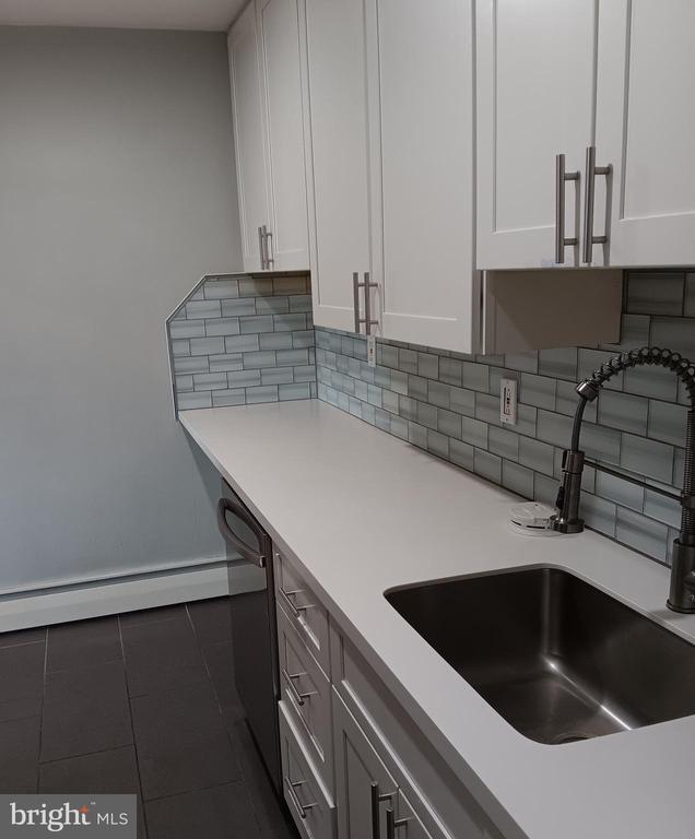 Photo - 153 BURMONT Rd Unit B