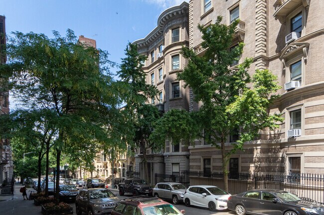 Photo - 303 W 80th St